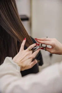 Trimming Hair Before Colouring